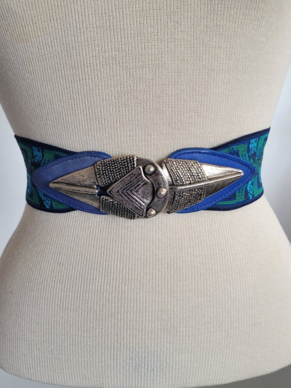 Vintage 70s 80s Elastic Stretchy Blue & Teal Silver Buckle Belt